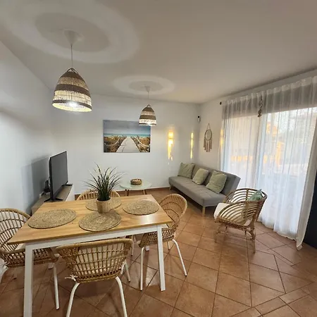 Private Terrace Dağ evi Majanicho