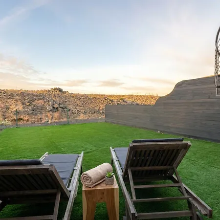 Dağ evi Private Terrace Majanicho